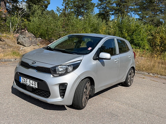 Kia Picanto 2 of 15