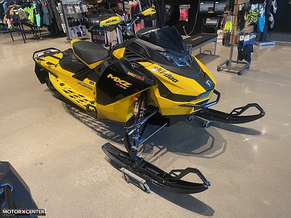 Ski-Doo MXZ XRS COMP 850 E-TEC *Ny framvagn 2 of 7