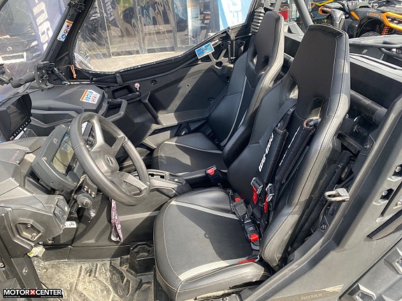 Can-Am Maverick Sport 1000 6 of 9