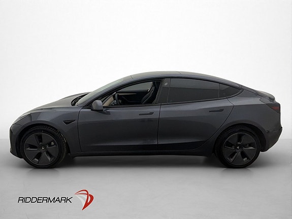 Tesla Model 3 8 of 30