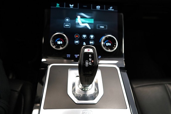 Land Rover Range Rover Evoque 19 of 26