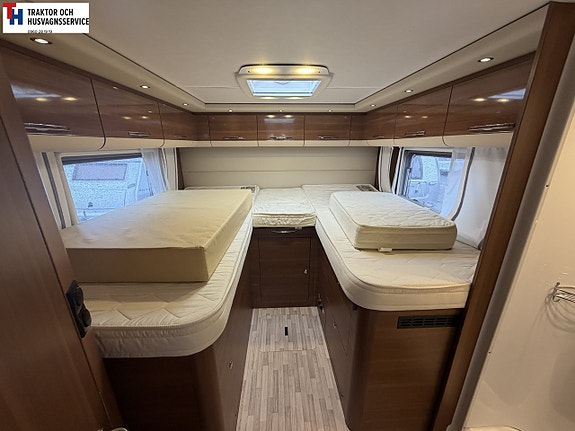 LMC I730G Explorer Comfort Line, Långbädd, Tak-säng, 3871 mil, Automat, 13 of 21