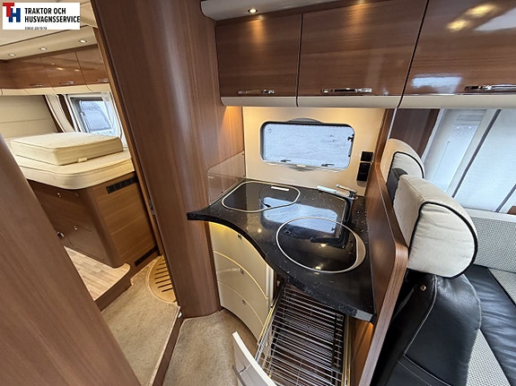 LMC I730G Explorer Comfort Line, Långbädd, Tak-säng, 3871 mil, Automat, 15 of 21