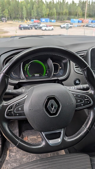Renault Grand Scenic IV 6 of 10