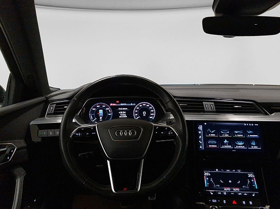 Audi Q8 e-tron 6 of 19