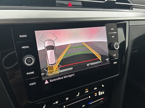 Volkswagen Arteon 19 of 23