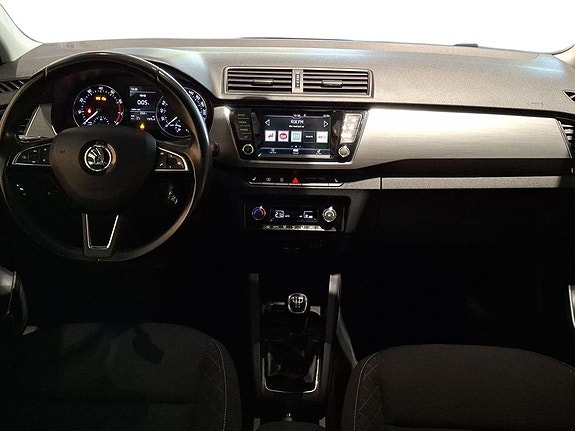 Skoda Fabia 11 of 21