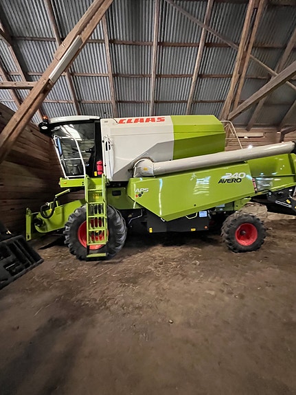 CLAAS Avero 240 3 of 6