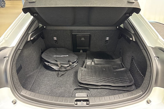 Polestar 2 13 of 28