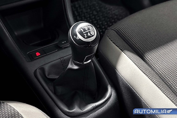 Volkswagen UP! 10 of 14