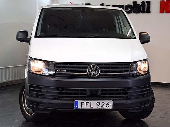 Volkswagen Transporter 4 of 19