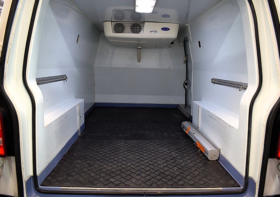 Volkswagen Transporter 9 of 19