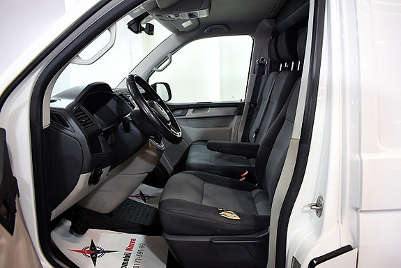 Volkswagen Transporter 7 of 19