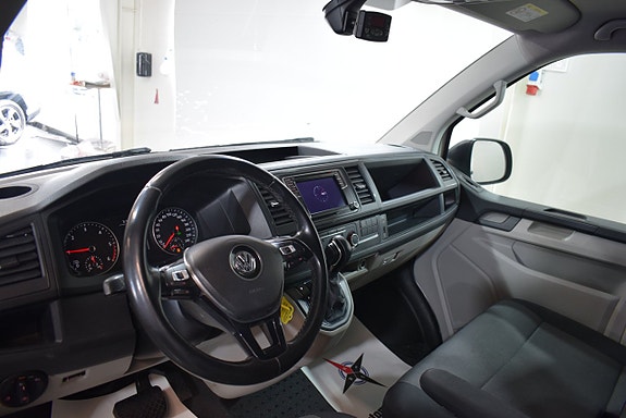 Volkswagen Transporter 6 of 19