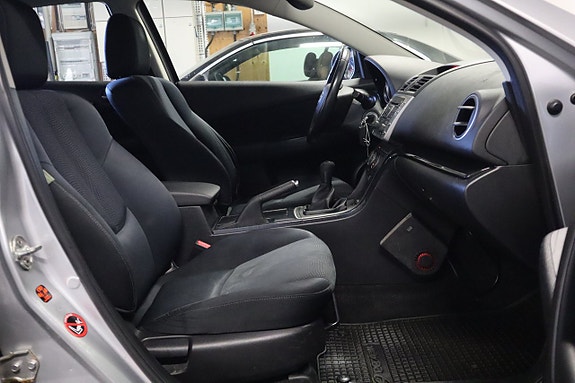 Mazda 6 13 of 19