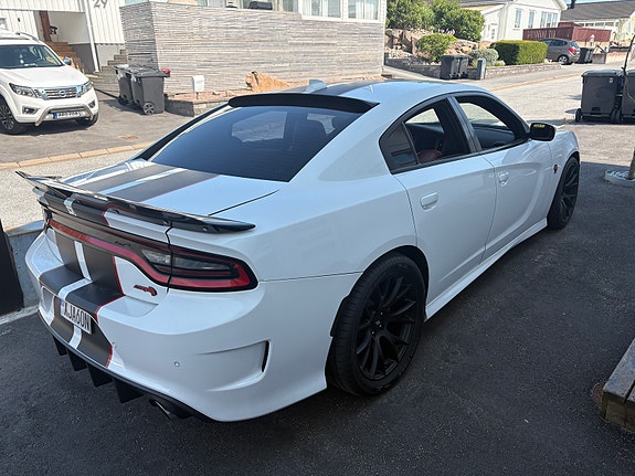 Dodge Charger 4 of 7