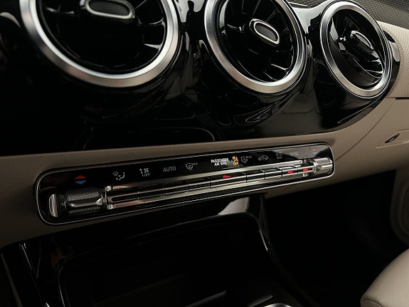 Mercedes-Benz A180 19 of 27