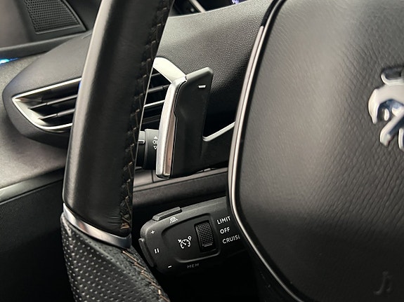 Peugeot 5008 12 of 30