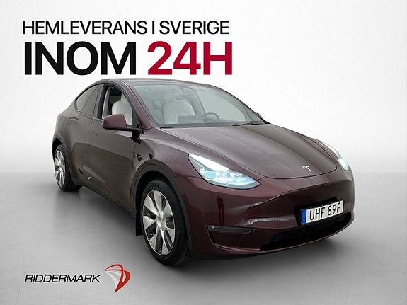 Tesla Model Y 4 of 30