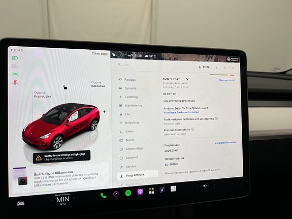 Tesla Model Y 22 of 30
