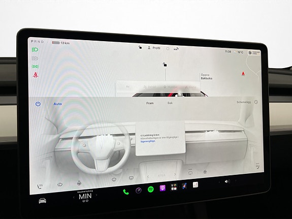 Tesla Model Y 20 of 30