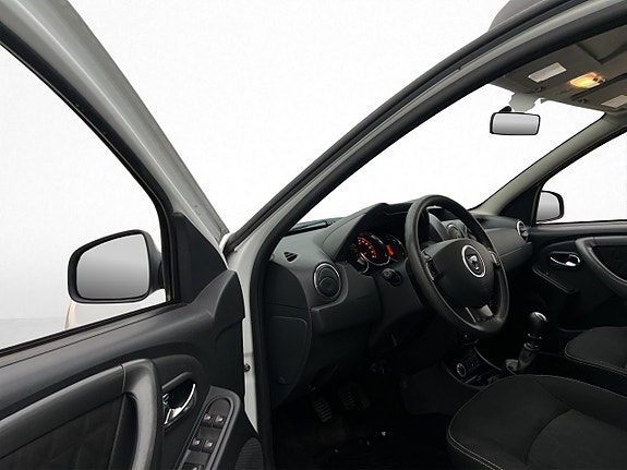 Dacia Duster 11 of 29