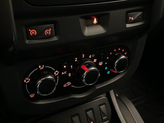 Dacia Duster 21 of 29