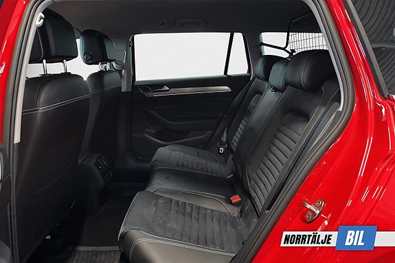 Volkswagen Passat 13 of 20