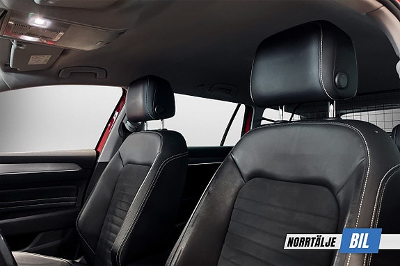 Volkswagen Passat 10 of 20