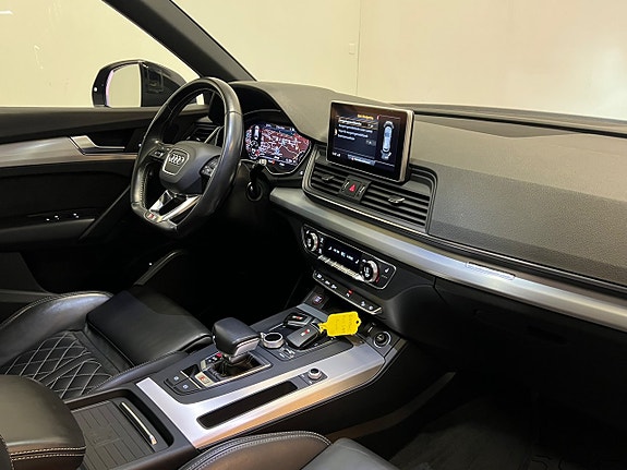 Audi SQ5 23 of 30