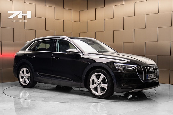 Audi e-tron 7 of 20