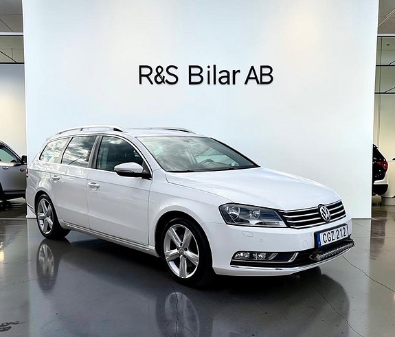 Volkswagen Passat 3 of 13