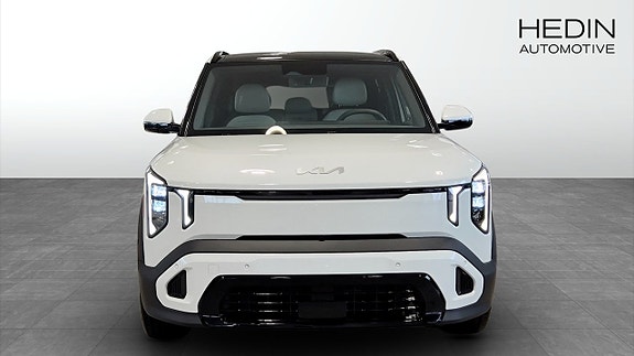 Kia EV2 2 of 12