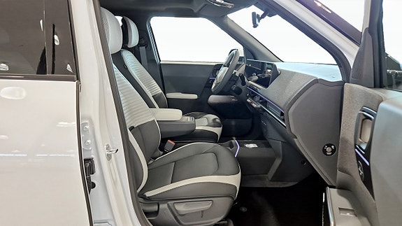 Kia EV2 8 of 12