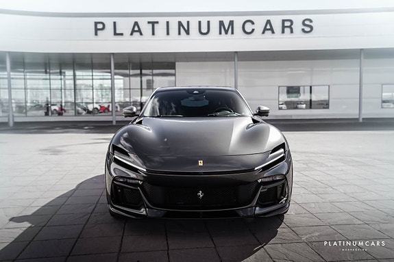 Ferrari Purosangue 3 of 24