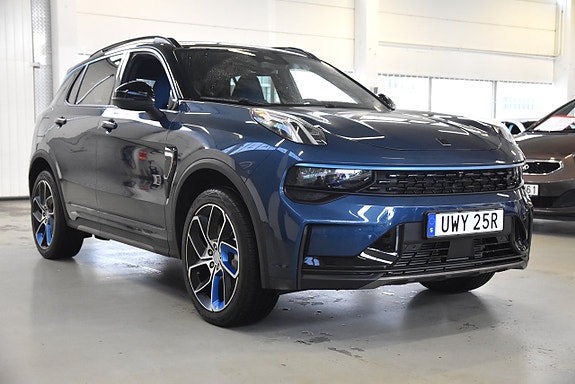 Lynk & Co 01 2 of 16