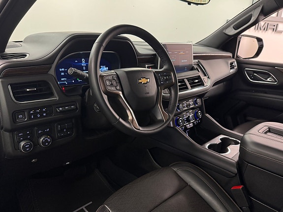 Chevrolet Tahoe 4 of 22