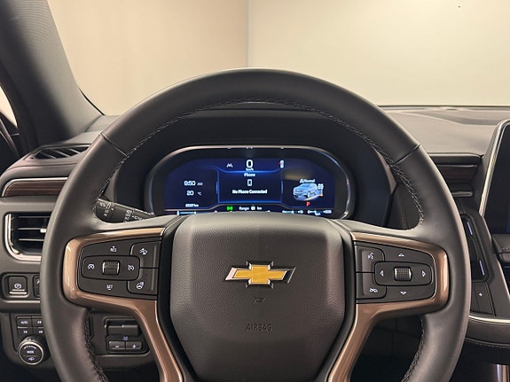 Chevrolet Tahoe 14 of 22