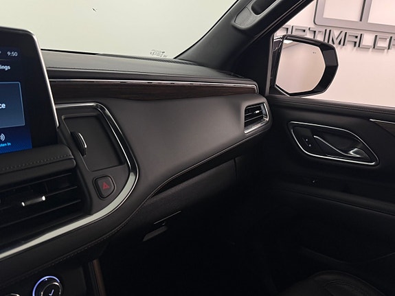 Chevrolet Tahoe 15 of 22