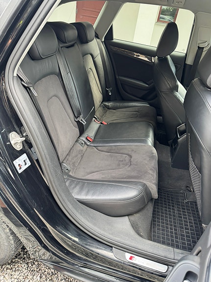 Audi A4 14 of 19
