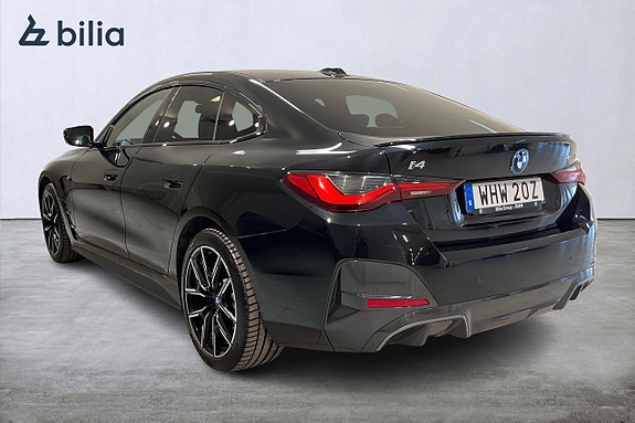 BMW i4 2 of 20
