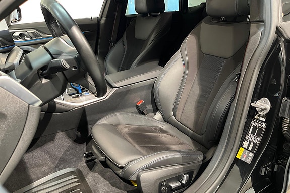 BMW i4 15 of 20