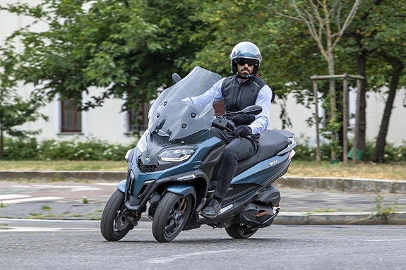 Piaggio MP3 530 Exclusive 5 of 9