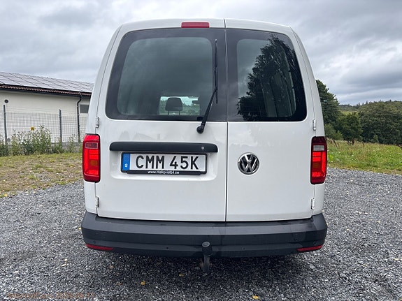 Volkswagen Caddy Maxi 6 of 21