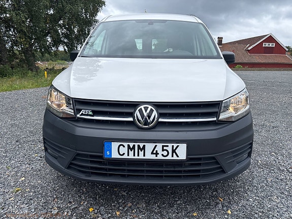 Volkswagen Caddy Maxi 2 of 21