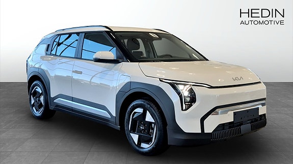 Kia EV3 3 of 12