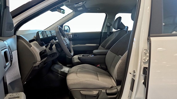 Kia EV3 8 of 12