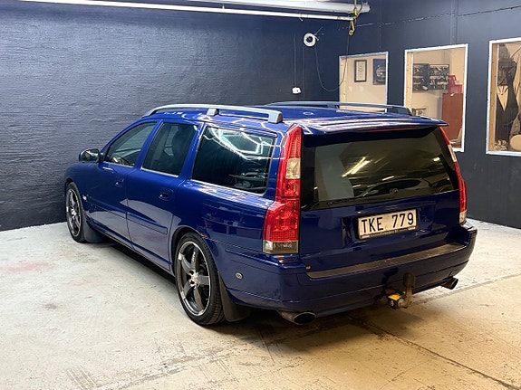 Volvo V70 8 of 17