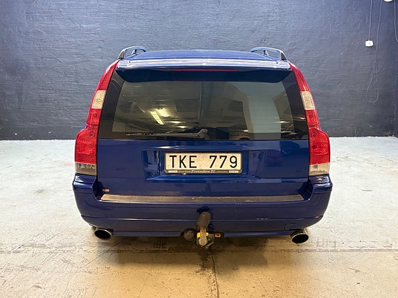 Volvo V70 7 of 17