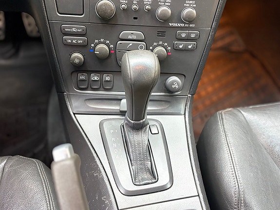 Volvo V70 16 of 17